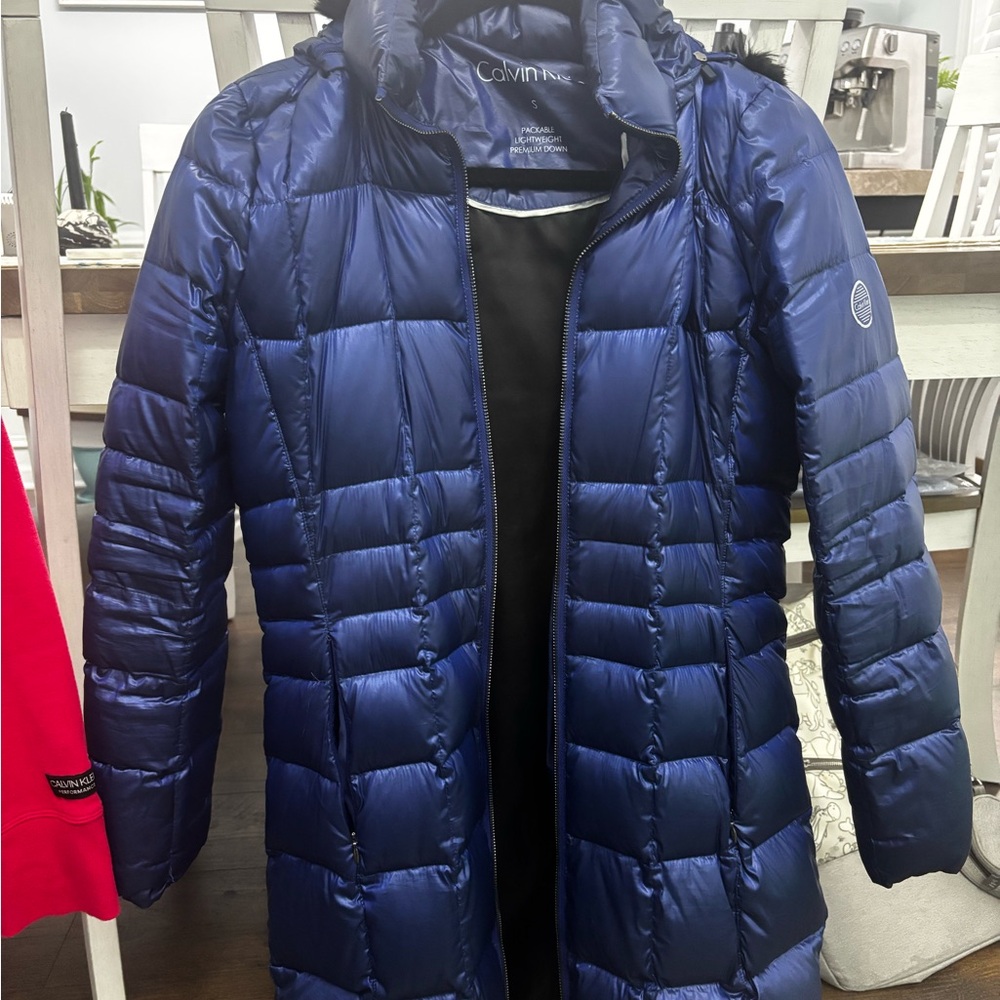 Calvin Klein puffy down jacket.GREAT condition.